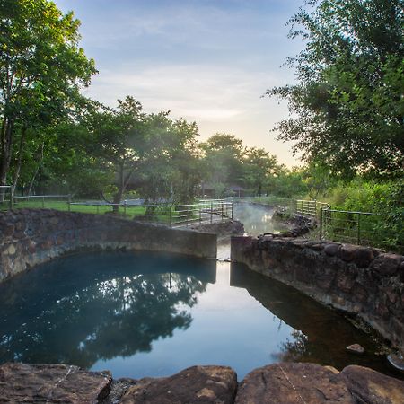 Thanh Tan Hot Springs By Fusion Hue Exteriér fotografie