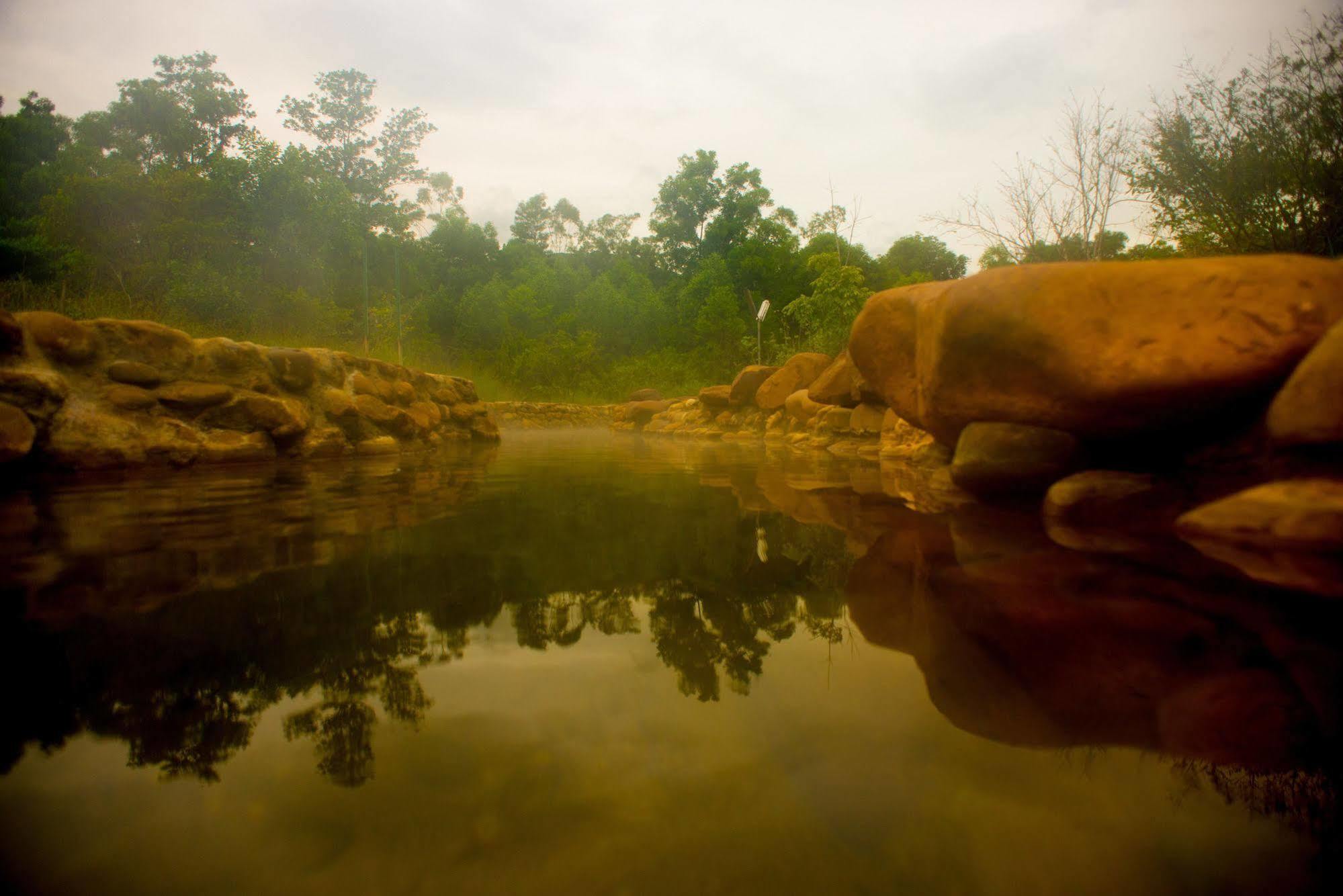 Thanh Tan Hot Springs By Fusion Hue Exteriér fotografie