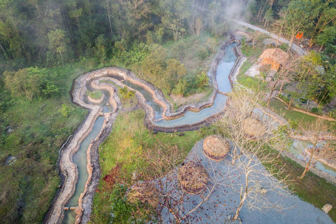 Thanh Tan Hot Springs By Fusion Hue Exteriér fotografie